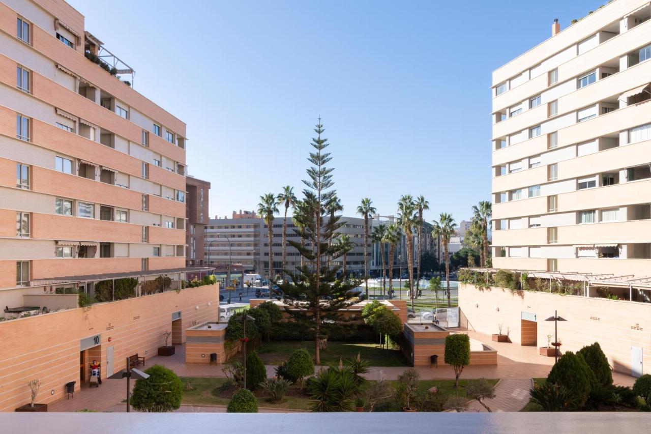 Precioso Apartamento En Maria Zambrano Malaga Bagian luar foto