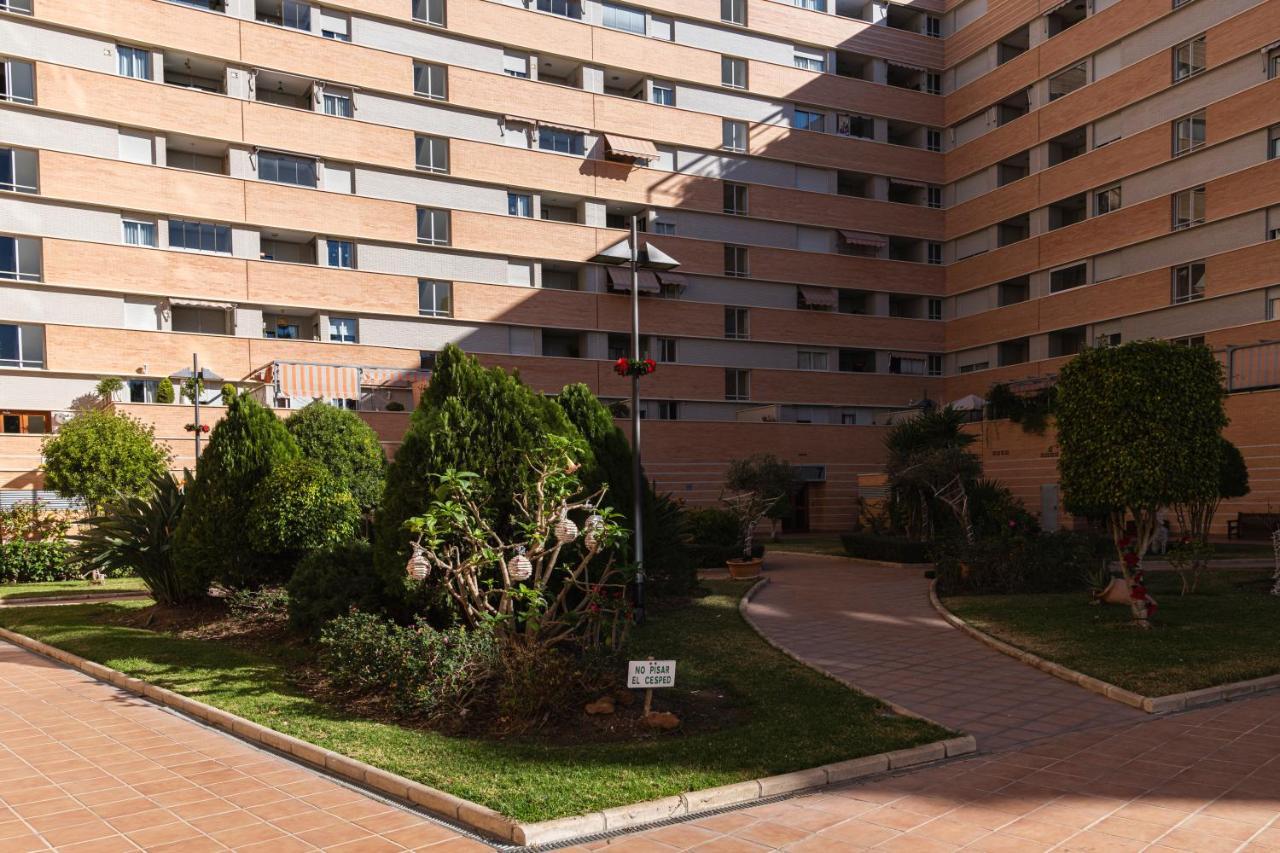 Precioso Apartamento En Maria Zambrano Malaga Bagian luar foto